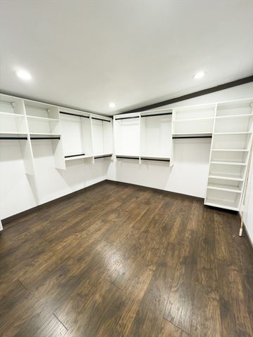 4 Lockwood Rd, Wilmington, MA 01887