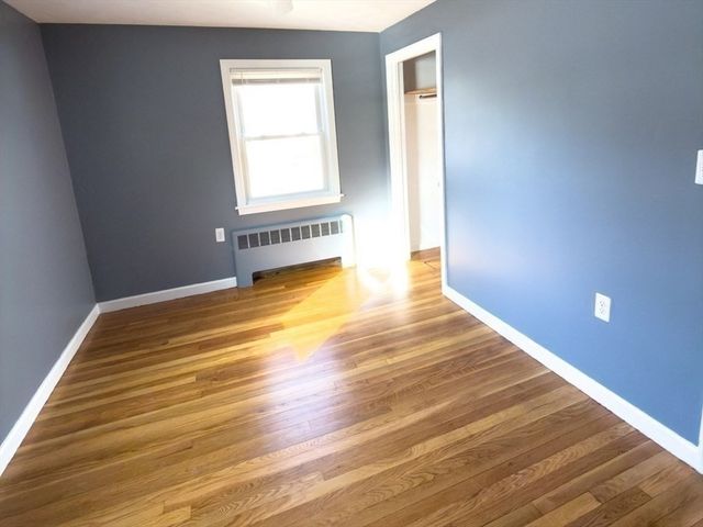 4 Lockwood Rd, Wilmington, MA 01887