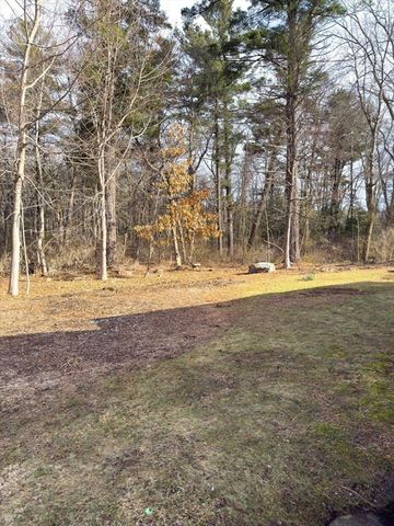 4 Lockwood Rd, Wilmington, MA 01887