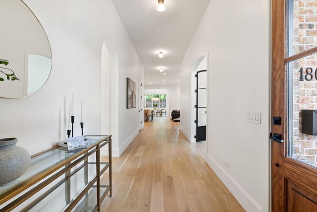 1801 Loving Avenue, Dallas, TX 75214