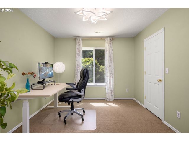 3245 Se HALL Ct, Troutdale, OR 97060