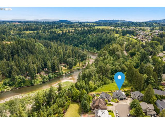 3245 Se HALL Ct, Troutdale, OR 97060