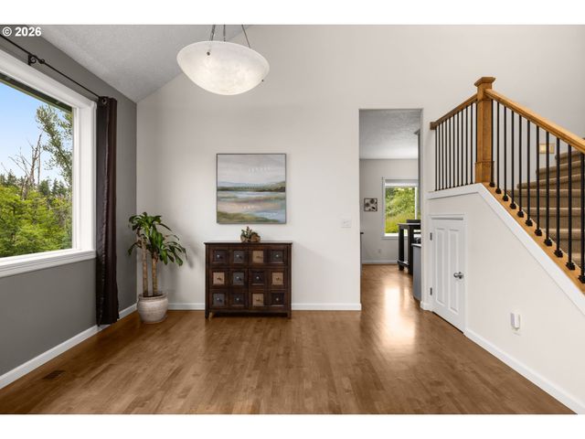 3245 Se HALL Ct, Troutdale, OR 97060