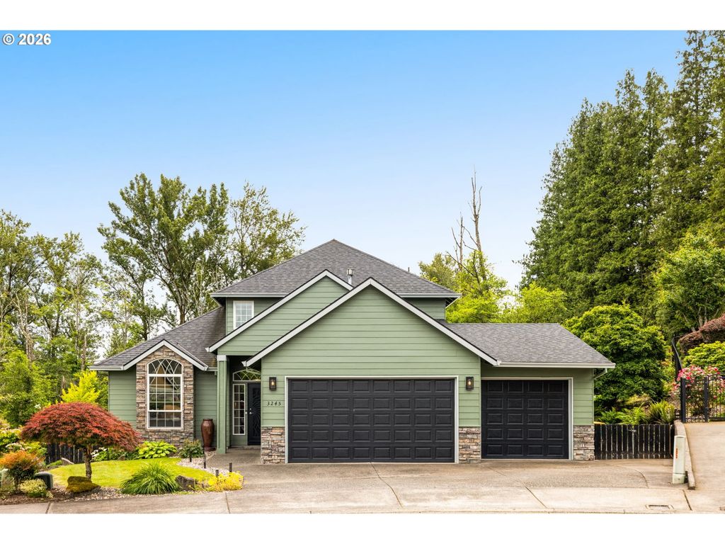 3245 Se HALL Ct, Troutdale, OR 97060