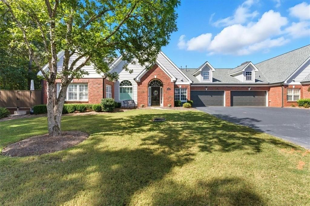 154 STONEGATE Lane, Canton, GA 30114