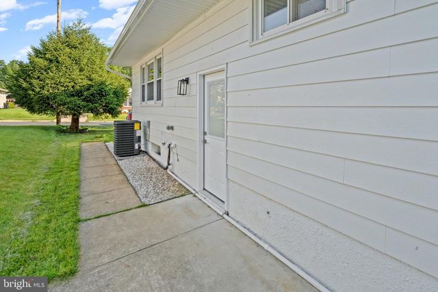 3807 BYFIELD RD, Baltimore, MD 21207