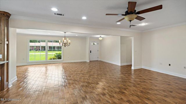 112 Eastgate Circle, Forest, MS 39074