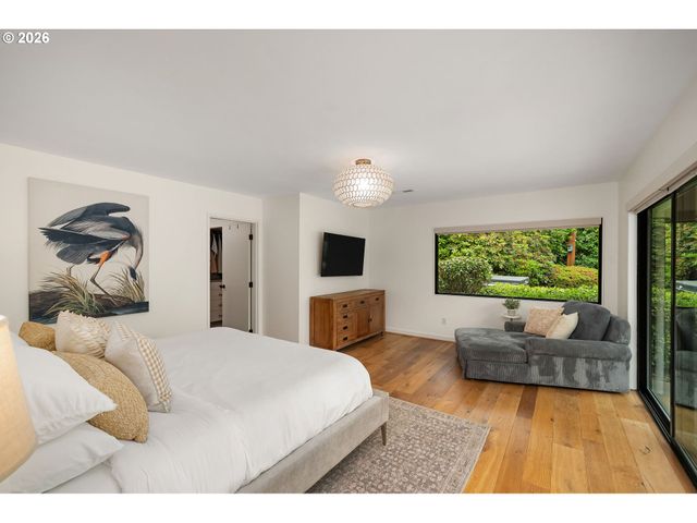 4767 Nw WOODSIDE Ter, Portland, OR 97210