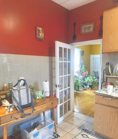 2665 E 77th Street, Chicago, IL 60649