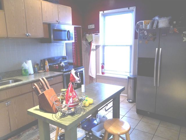 2665 E 77th Street, Chicago, IL 60649