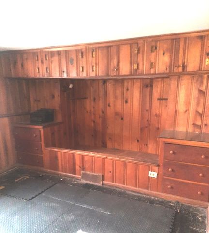 2665 E 77th Street, Chicago, IL 60649