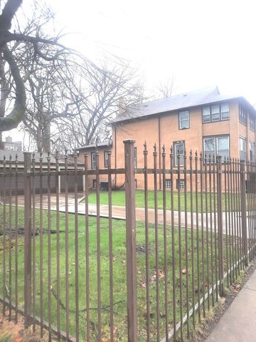 2665 E 77th Street, Chicago, IL 60649