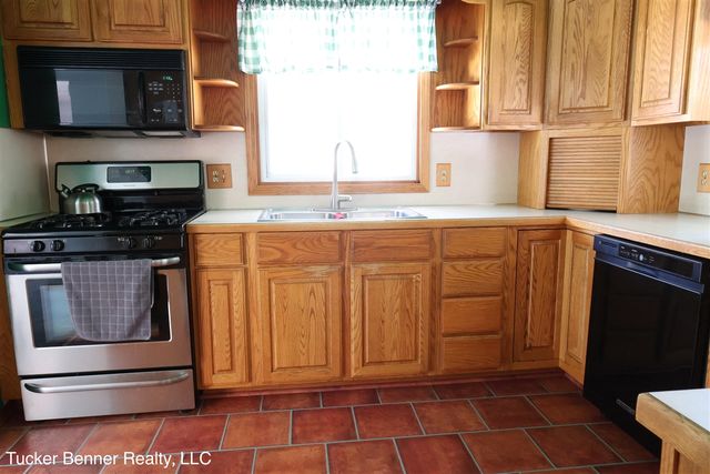 2447 W White Lake Drive, Whitehall, MI 49461