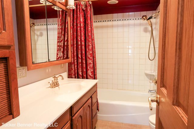 2447 W White Lake Drive, Whitehall, MI 49461