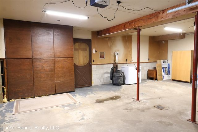 2447 W White Lake Drive, Whitehall, MI 49461