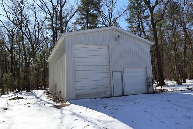 2447 W White Lake Drive, Whitehall, MI 49461