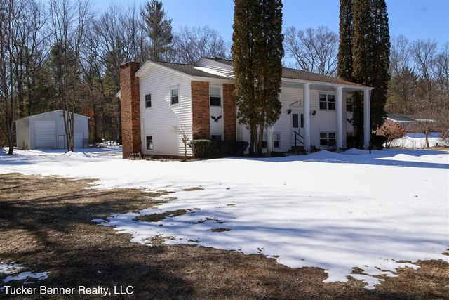 2447 W White Lake Drive, Whitehall, MI 49461