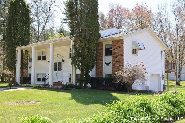 2447 W White Lake Drive, Whitehall, MI 49461
