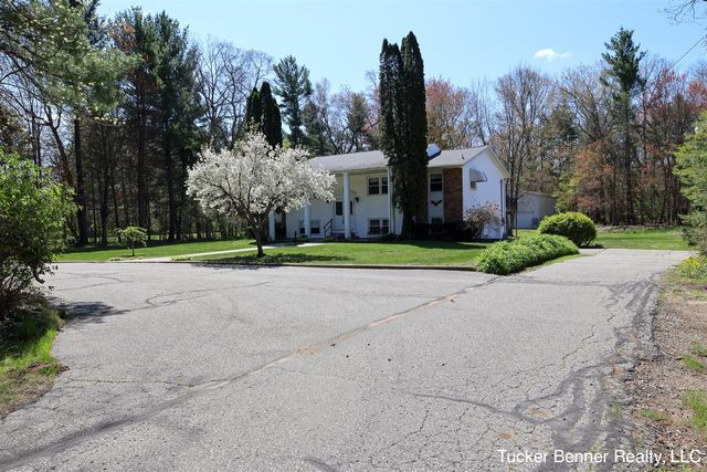 2447 W White Lake Drive, Whitehall, MI 49461