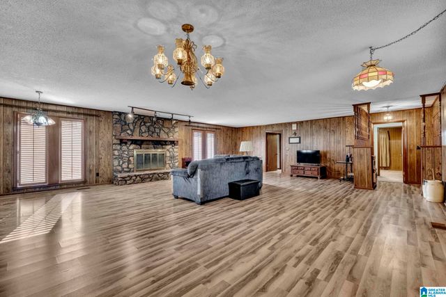 65 FOREST TRAIL, Warrior, AL 35180