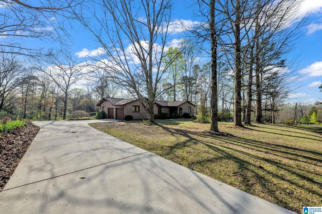 65 FOREST TRAIL, Warrior, AL 35180
