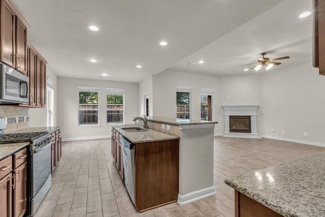 2739 Barrington Branch Drive, Spring, TX 77373