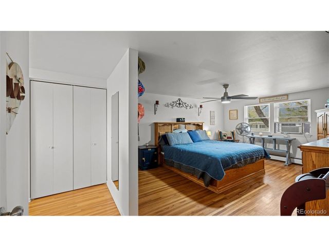 17 Clover Cir, Colorado Springs, CO 80906