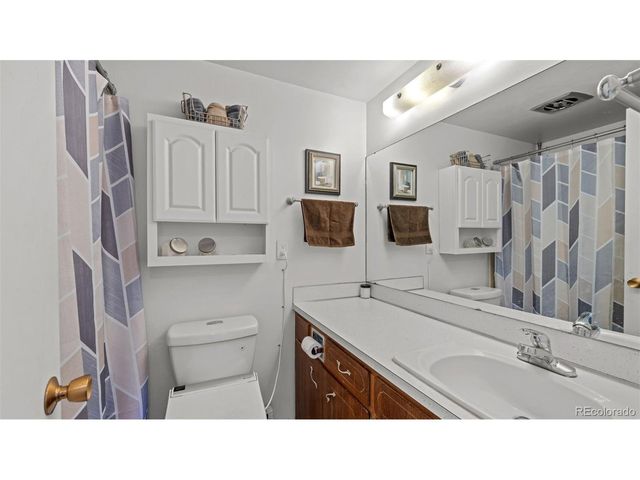 17 Clover Cir, Colorado Springs, CO 80906