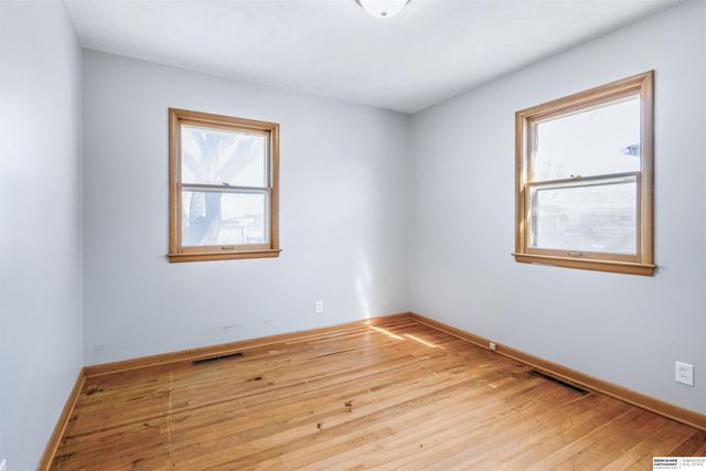 5230 Ervin Street, Lincoln, NE 68504