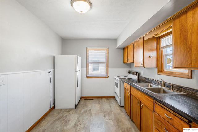 5230 Ervin Street, Lincoln, NE 68504