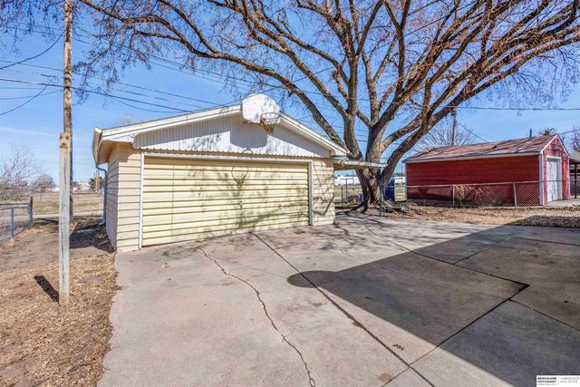 5230 Ervin Street, Lincoln, NE 68504