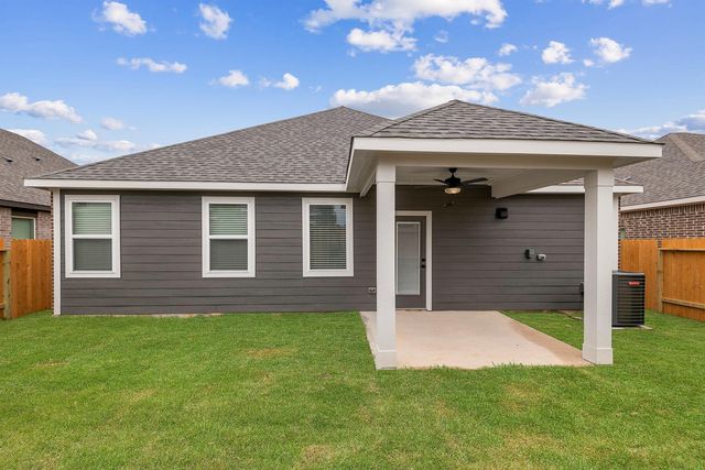 21559 Bluebonnet Bay Drive, Magnolia, TX 77354