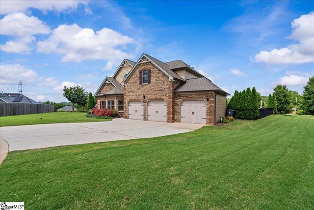 851 Largo Court, Lyman, SC 29365