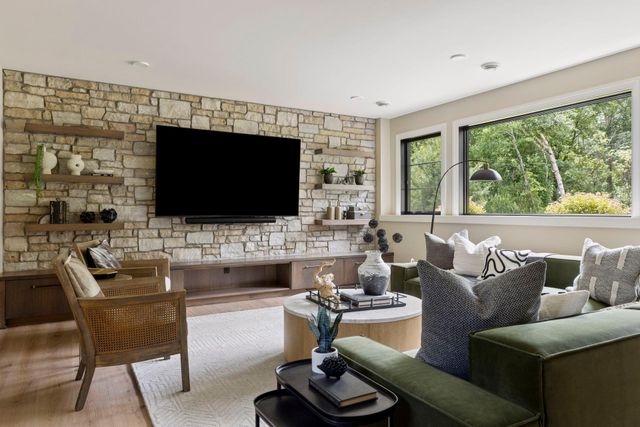 7370 Keswick Court, Grant, MN 55082