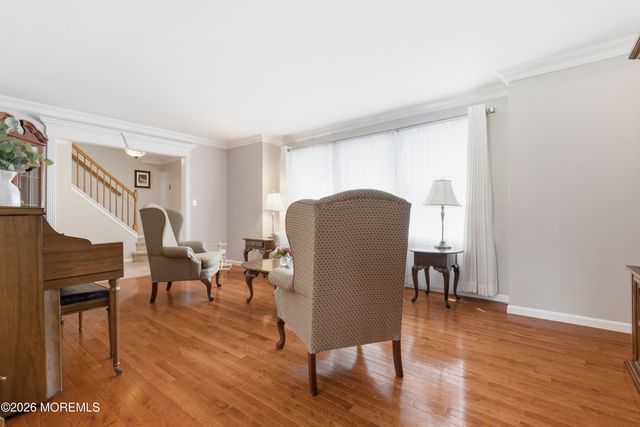 6 Davids Lane, Howell, NJ 07731