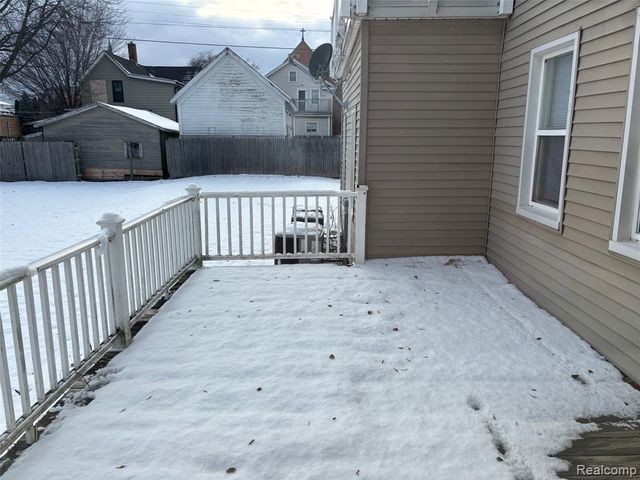 99 Clinton Street 99, Mount Clemens, MI 48043