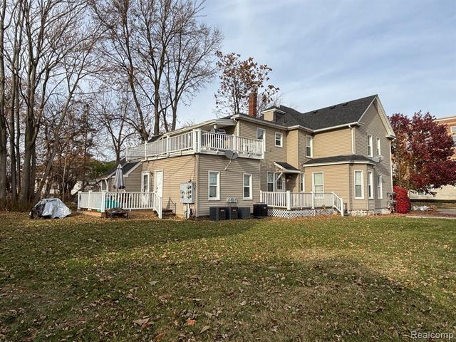 99 Clinton Street 99, Mount Clemens, MI 48043