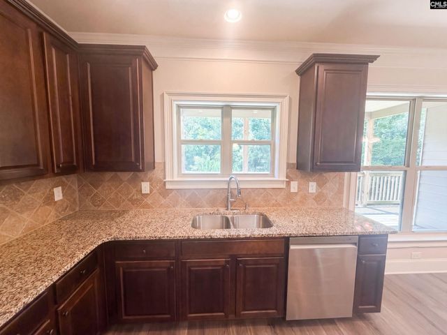 145 Saks Avenue, Lexington, SC 29072