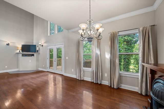 197 Catherine Heights Rd, Hot Springs, AR 71901