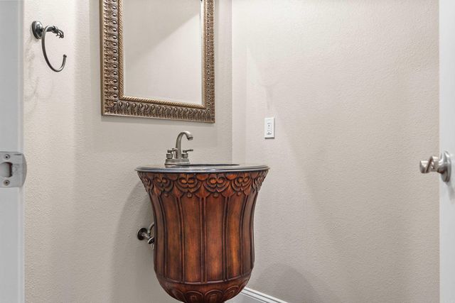 197 Catherine Heights Rd, Hot Springs, AR 71901