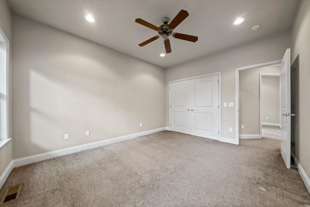 197 Catherine Heights Rd, Hot Springs, AR 71901