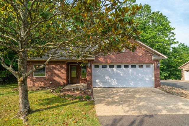 197 Catherine Heights Rd, Hot Springs, AR 71901