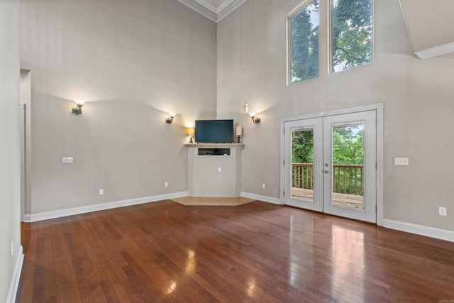 197 Catherine Heights Rd, Hot Springs, AR 71901