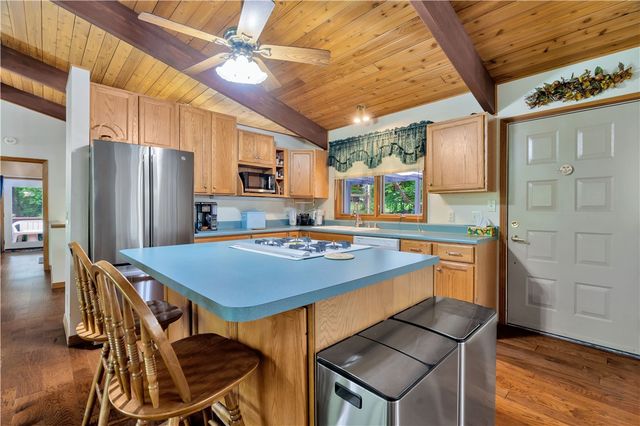 1524 N Hunter Drive, Fayetteville, AR 72701
