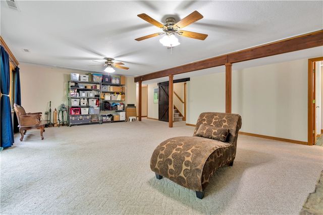 1524 N Hunter Drive, Fayetteville, AR 72701