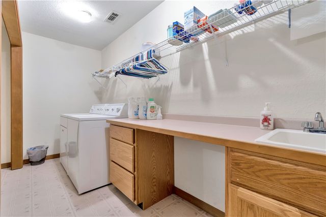 1524 N Hunter Drive, Fayetteville, AR 72701