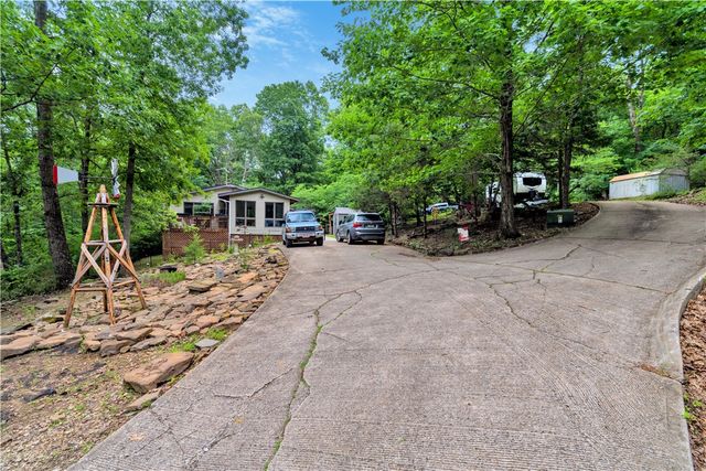 1524 N Hunter Drive, Fayetteville, AR 72701