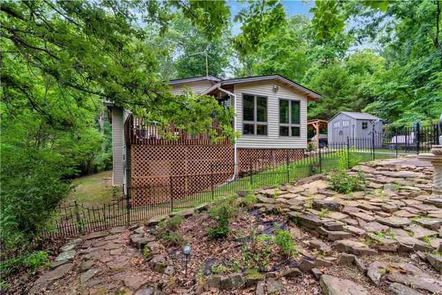 1524 N Hunter Drive, Fayetteville, AR 72701