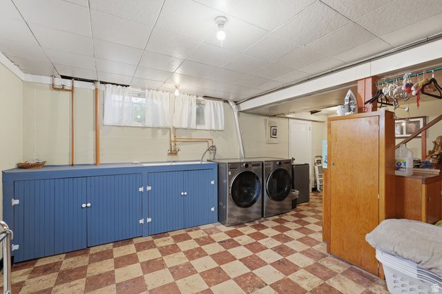 7576 S JEFFERSON ST, Midvale, UT 84047