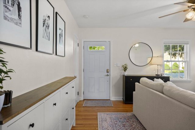 821 N Fair Oaks Avenue, Madison, WI 53714